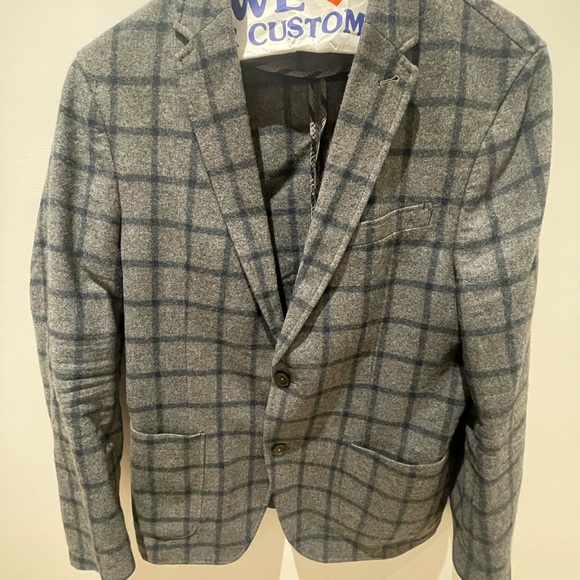 Gray Bugati  Blazer - Picture 2 of 2